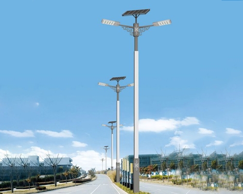 1742827475242030.jpg 哈巴河太阳能路灯.jpg